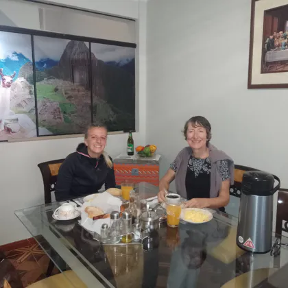Desayuno de cortesia en alojamiento airbnb Lima